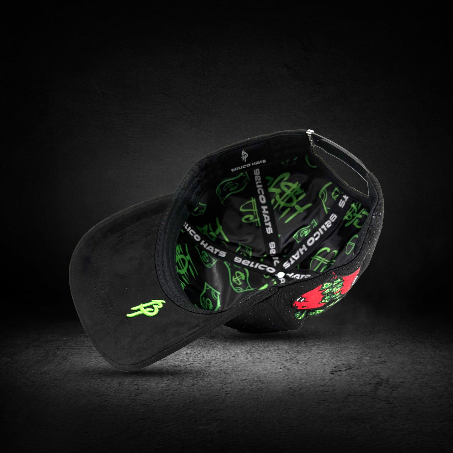 ENFOCADO EN EL DINERO